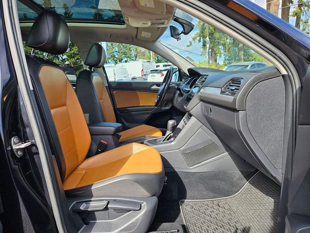 Photo of 2018 Deep Black Pearl Metallic Volkswagen Tiguan