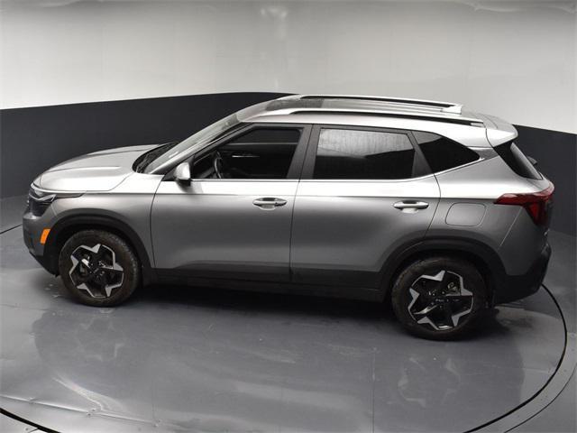 Photo of 2025 Steel Gray Kia Seltos
