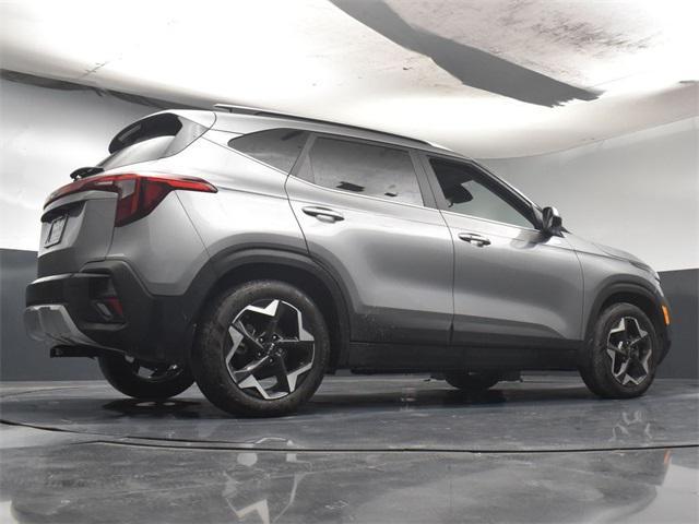Photo of 2025 Steel Gray Kia Seltos