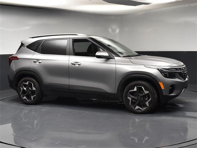 Photo of 2025 Steel Gray Kia Seltos