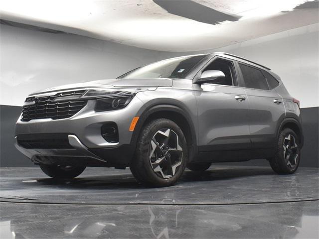Photo of 2025 Steel Gray Kia Seltos