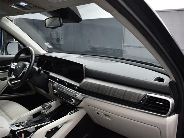Photo of 2023 Gravity Gray Kia Telluride