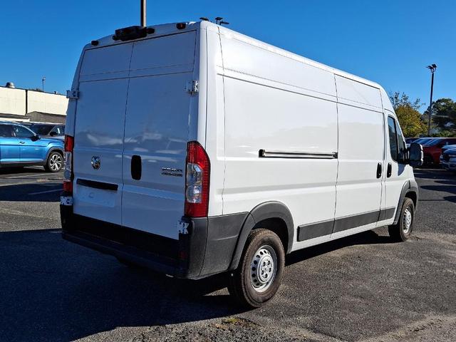 Photo of 2025 Bright White Clearcoat RAM ProMaster 2500