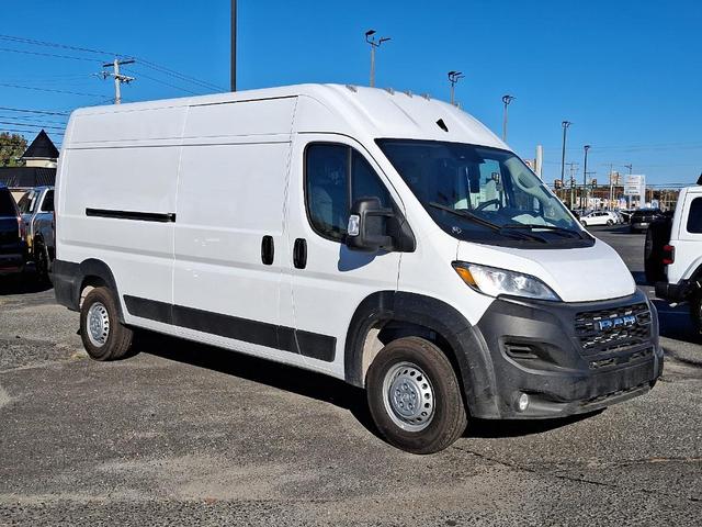 Photo of 2025 Bright White Clearcoat RAM ProMaster 2500