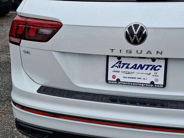 Photo of 2022 Oryx White Pearl Effect Volkswagen Tiguan