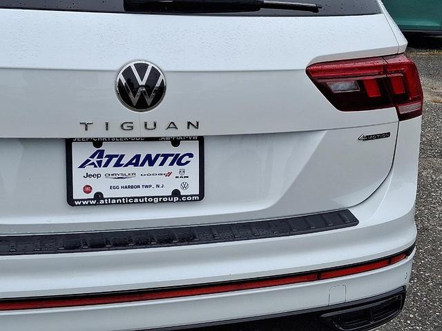 Photo of 2022 Oryx White Pearl Effect Volkswagen Tiguan