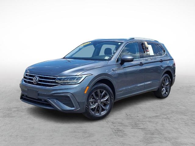 Photo of 2023 Platinum Gray Metallic Volkswagen Tiguan