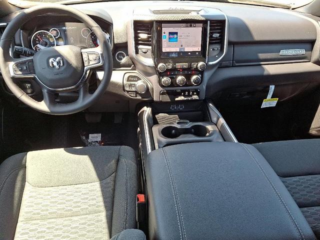 Photo of 2025 Diamond Black RAM 1500