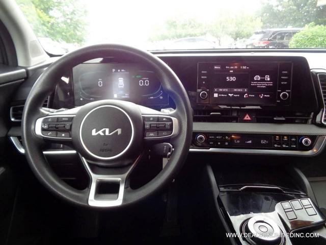 Photo of 2023 Gray Kia Sportage Hybrid