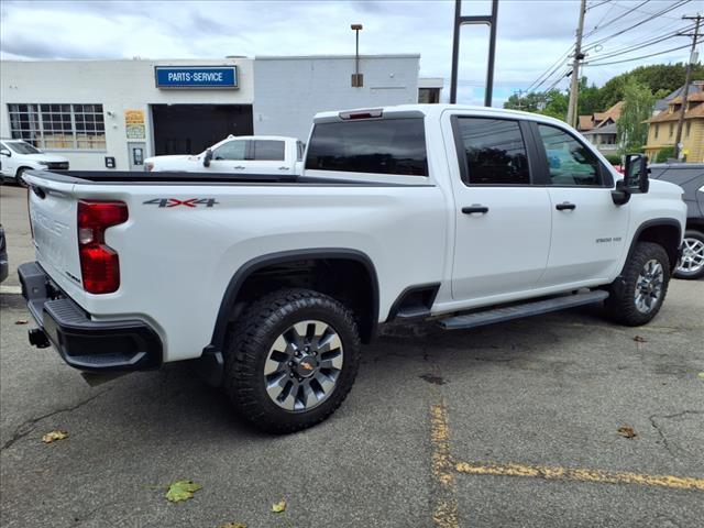 Photo of 2023 Summit White Chevrolet Silverado 2500
