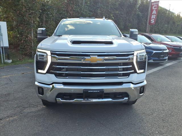Photo of 2024 Summit White Chevrolet Silverado 3500