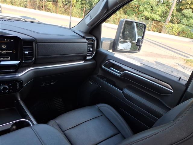 Photo of 2024 Summit White Chevrolet Silverado 3500
