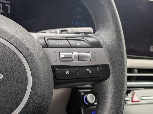 Photo of 2025 Phantom Black Hyundai TUCSON