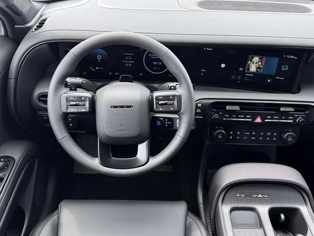 Photo of 2026 White Pearl Hyundai PALISADE