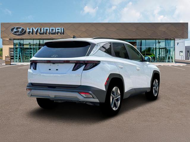 Photo of 2026 White Pearl Hyundai TUCSON