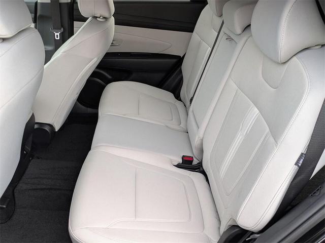 Photo of 2025 Phantom Black Hyundai TUCSON