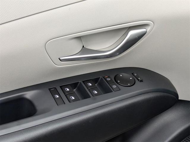 Photo of 2025 Phantom Black Hyundai TUCSON