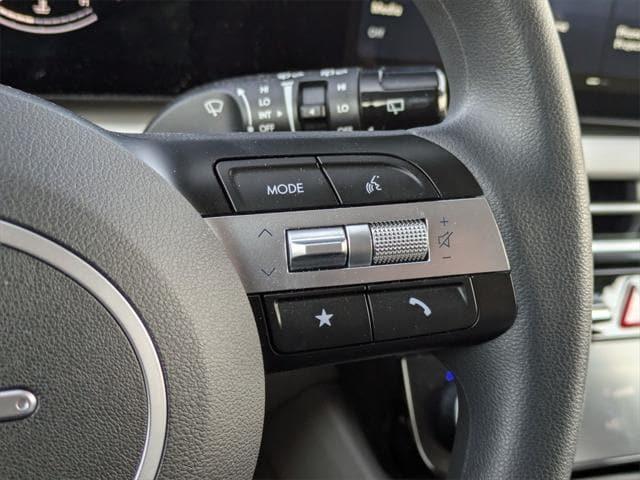 Photo of 2025 Phantom Black Hyundai TUCSON