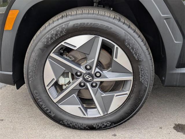 Photo of 2025 Phantom Black Hyundai TUCSON