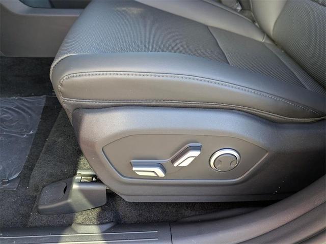 Photo of 2025 Red Hyundai SANTA FE