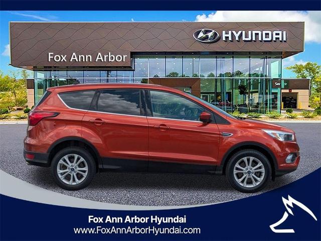Photo of 2019 Sedona Red Ford Escape