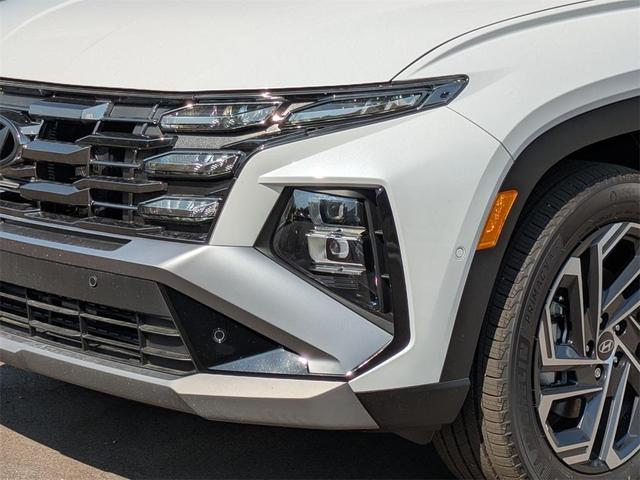 Photo of 2025 Pearl Hyundai TUCSON Hybrid