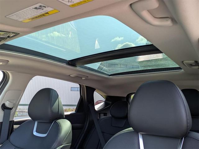 Photo of 2025 Pearl Hyundai TUCSON Hybrid