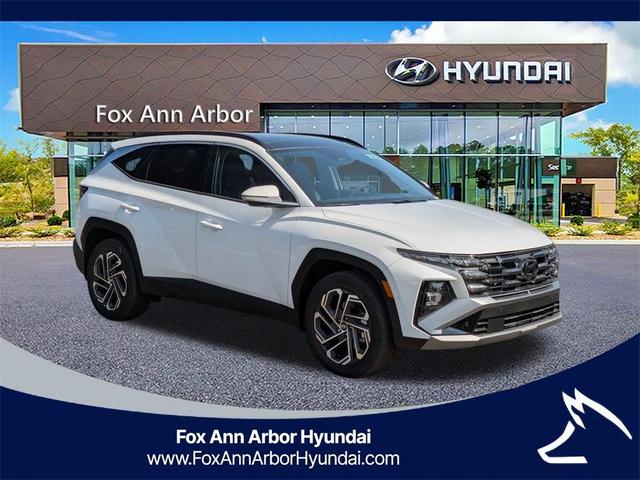 Photo of 2025 Pearl Hyundai TUCSON Hybrid