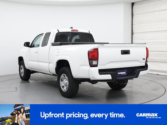 Photo of 2022 White Toyota Tacoma