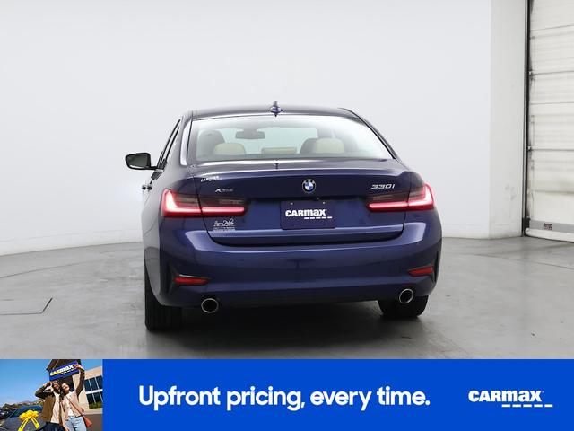 Photo of 2020 Blue BMW 330