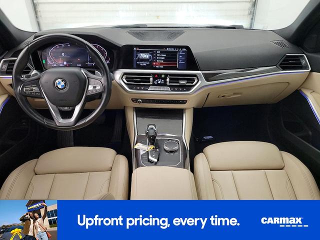 Photo of 2020 Blue BMW 330
