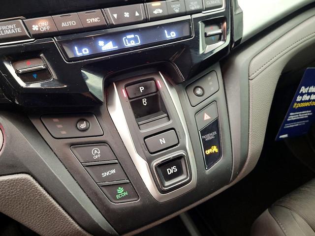 Photo of 2022 Gray Honda Odyssey