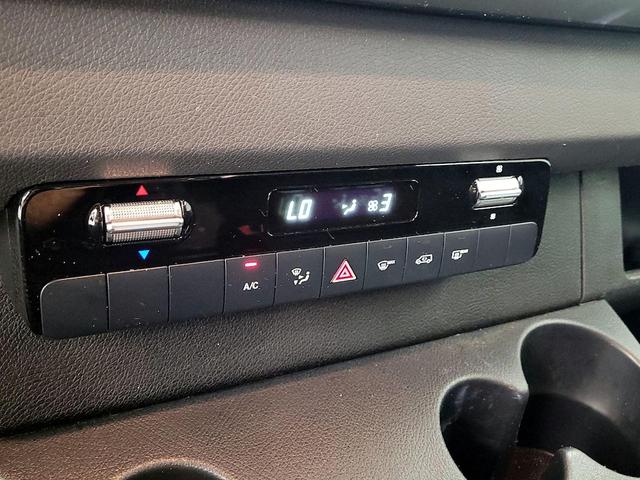 Photo of 2022 White Mercedes-Benz Sprinter 2500