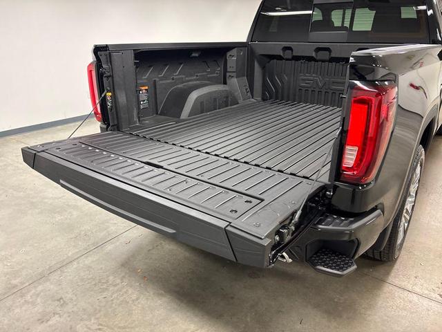 Photo of 2026 Onyx Black GMC Sierra 1500