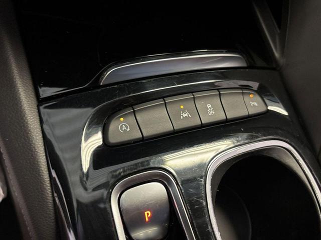 Photo of 2021 Summit White Buick Envision