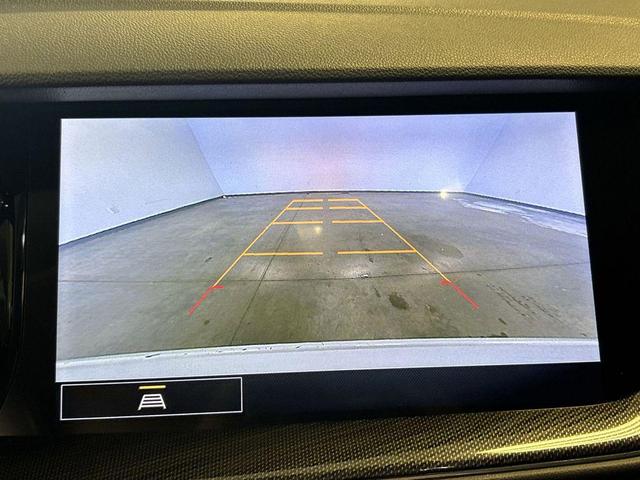 Photo of 2021 Summit White Buick Envision