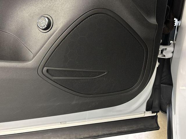 Photo of 2021 Summit White Buick Envision