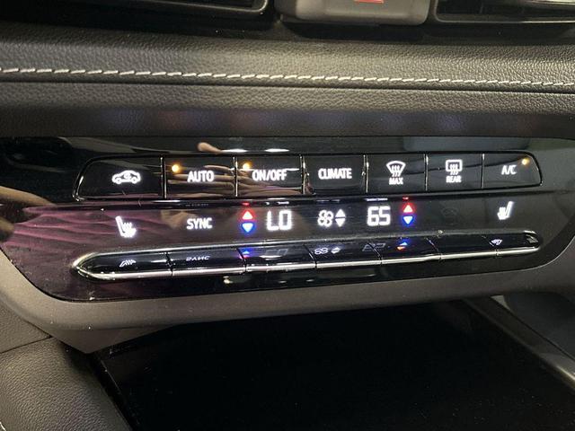 Photo of 2021 Summit White Buick Envision