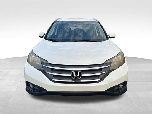 Photo of 2013 White Diamond Pearl Honda CR-V