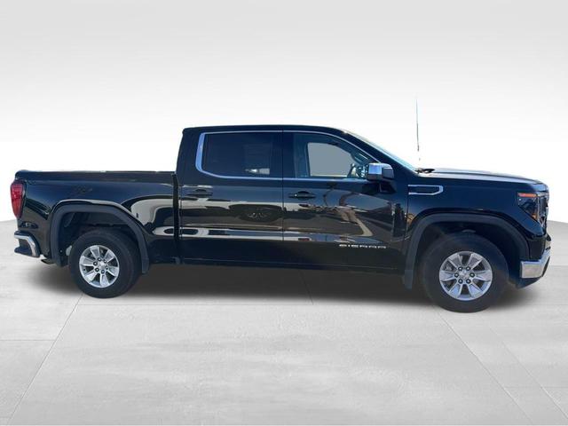 Photo of 2024 Onyx Black GMC Sierra 1500