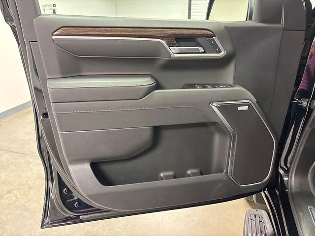Photo of 2026 Onyx Black GMC Sierra 1500