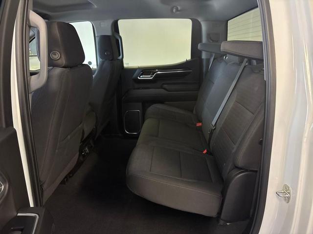 Photo of 2023 Summit White GMC Sierra 1500