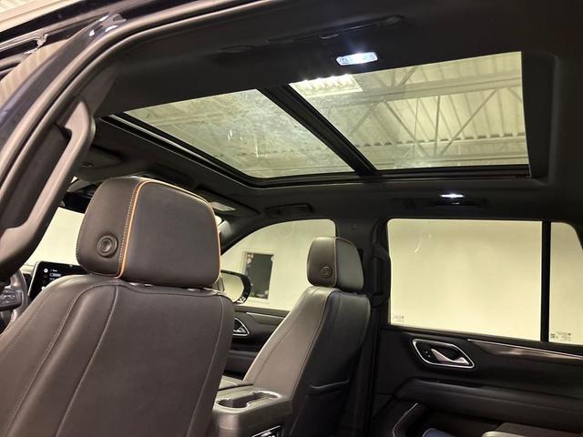 Photo of 2022 Midnight Blue Metallic GMC Yukon
