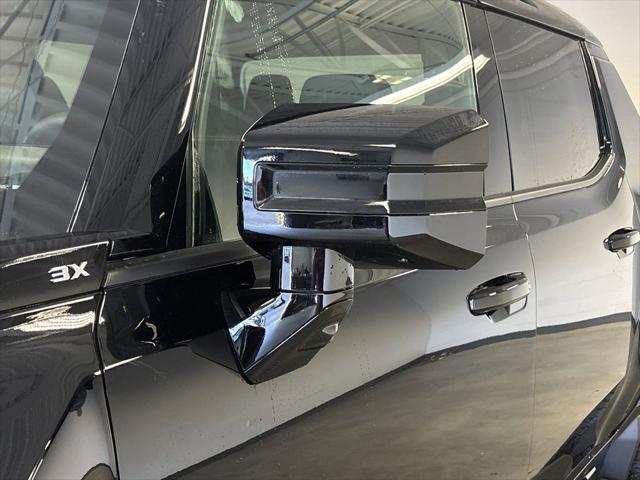 Photo of 2025 Void Black GMC HUMMER EV Pickup