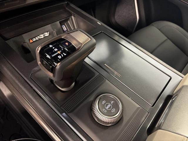 Photo of 2025 Void Black GMC HUMMER EV Pickup