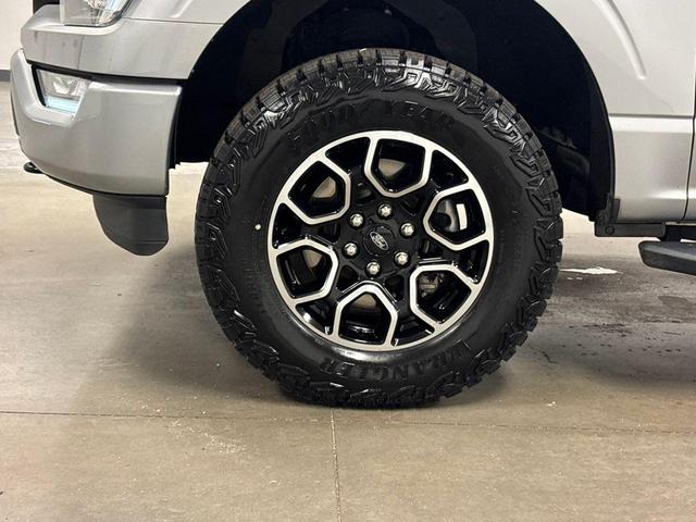 Photo of 2021 Iconic Silver Metallic Ford F-150