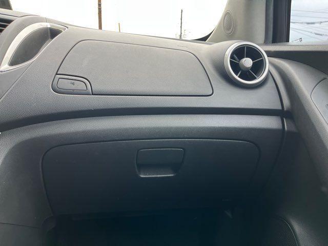 Photo of 2016 Silver Ice Metallic Chevrolet Trax
