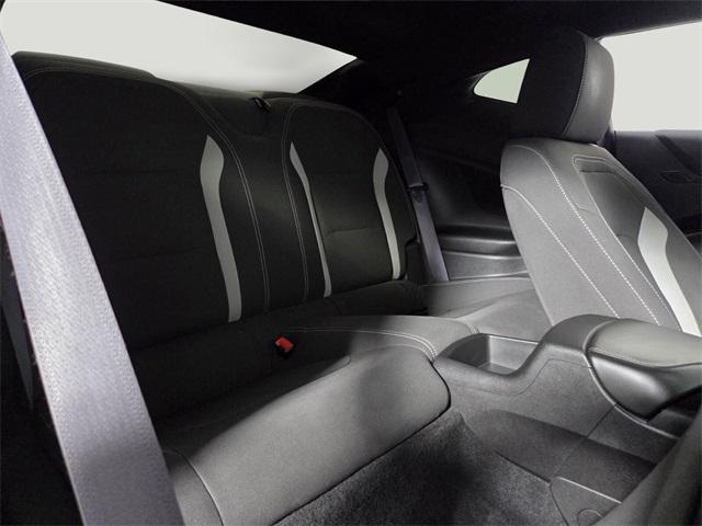 Photo of 2016 Summit White Chevrolet Camaro