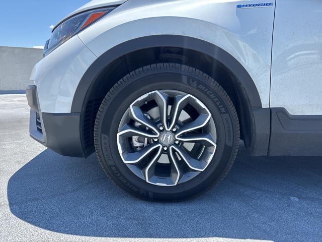 Photo of 2021 Platinum White Pearl Honda CR-V Hybrid