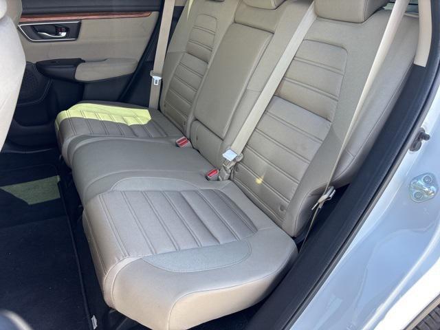 Photo of 2021 Platinum White Pearl Honda CR-V Hybrid